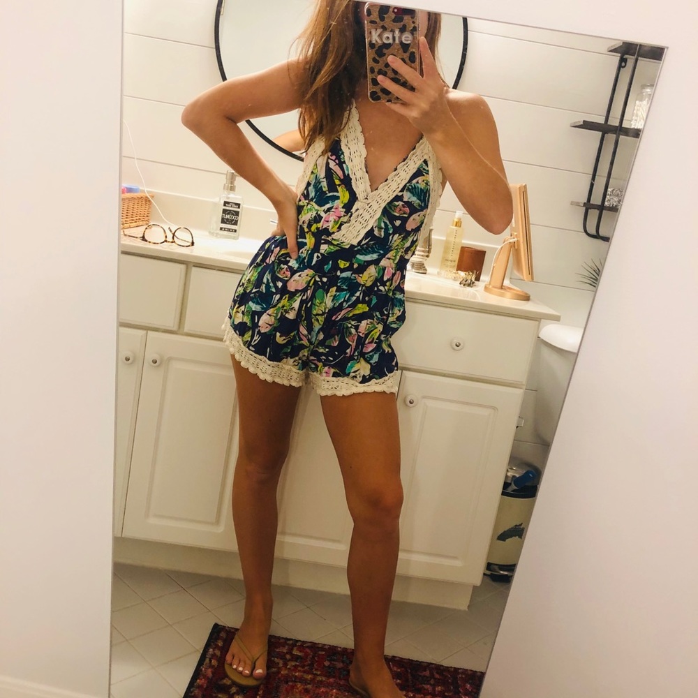Tropical Print Romper 🌴